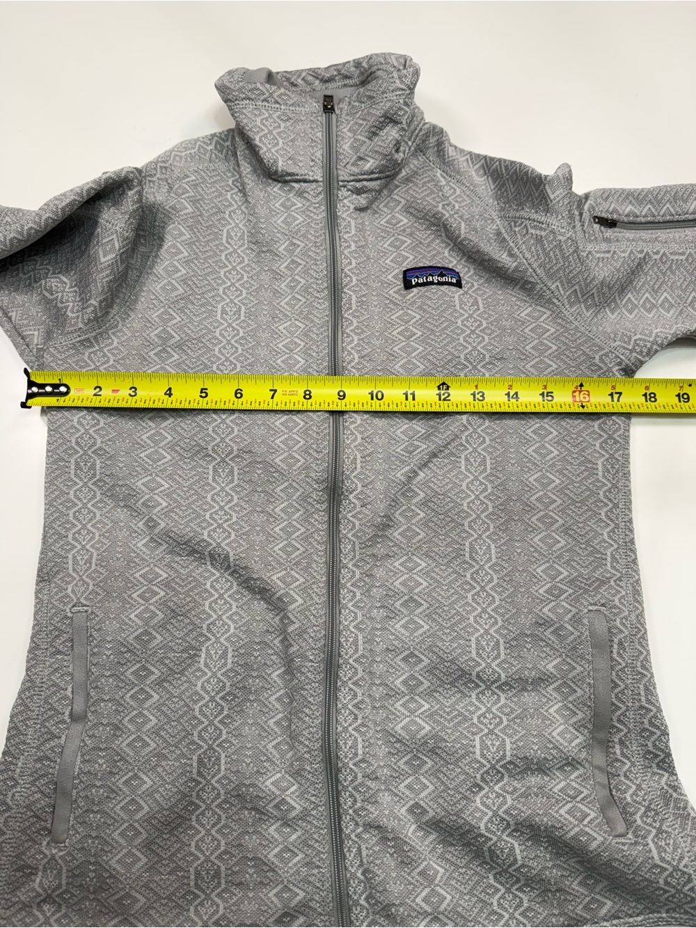 Patagonia Light Gray Patterned Full-Zip Jacket - Picture 7 of 9